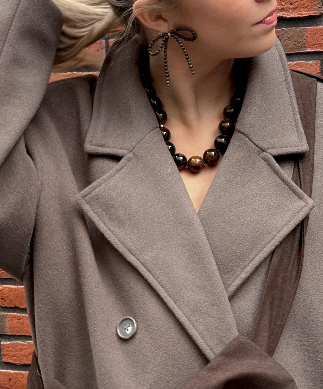 Bows of Joy Earrings Brown