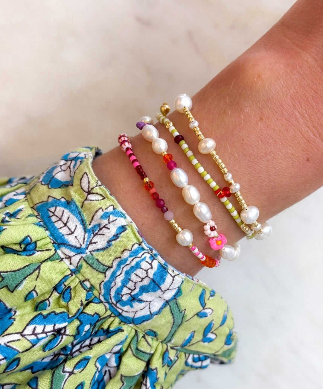 Daisy Drop Bracelet