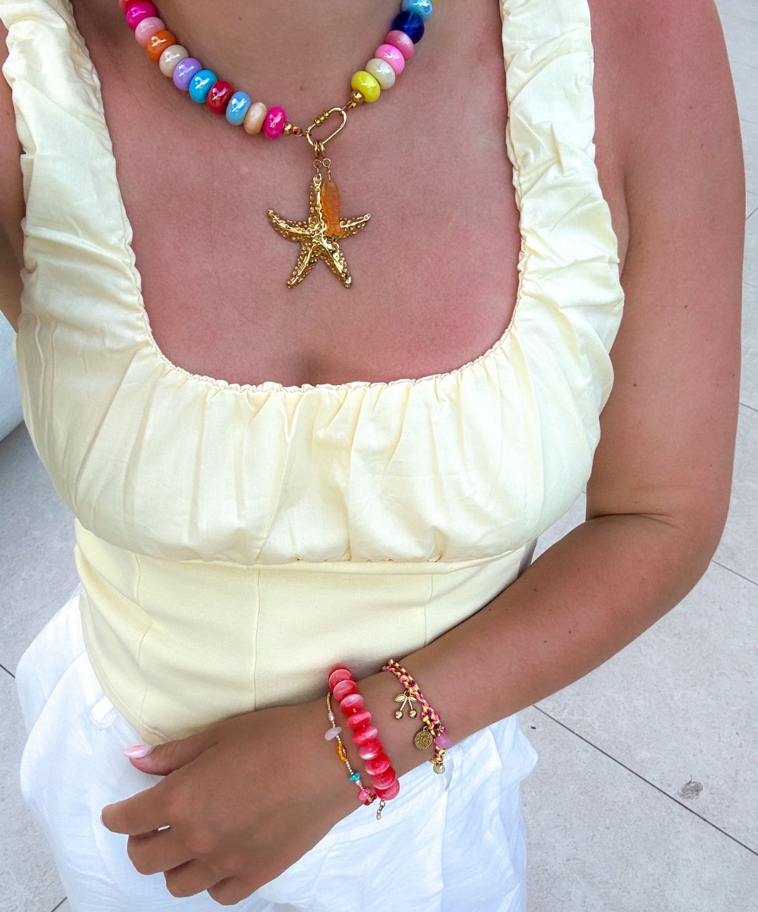 Zomerse dames ketting met kleurrijke kralen