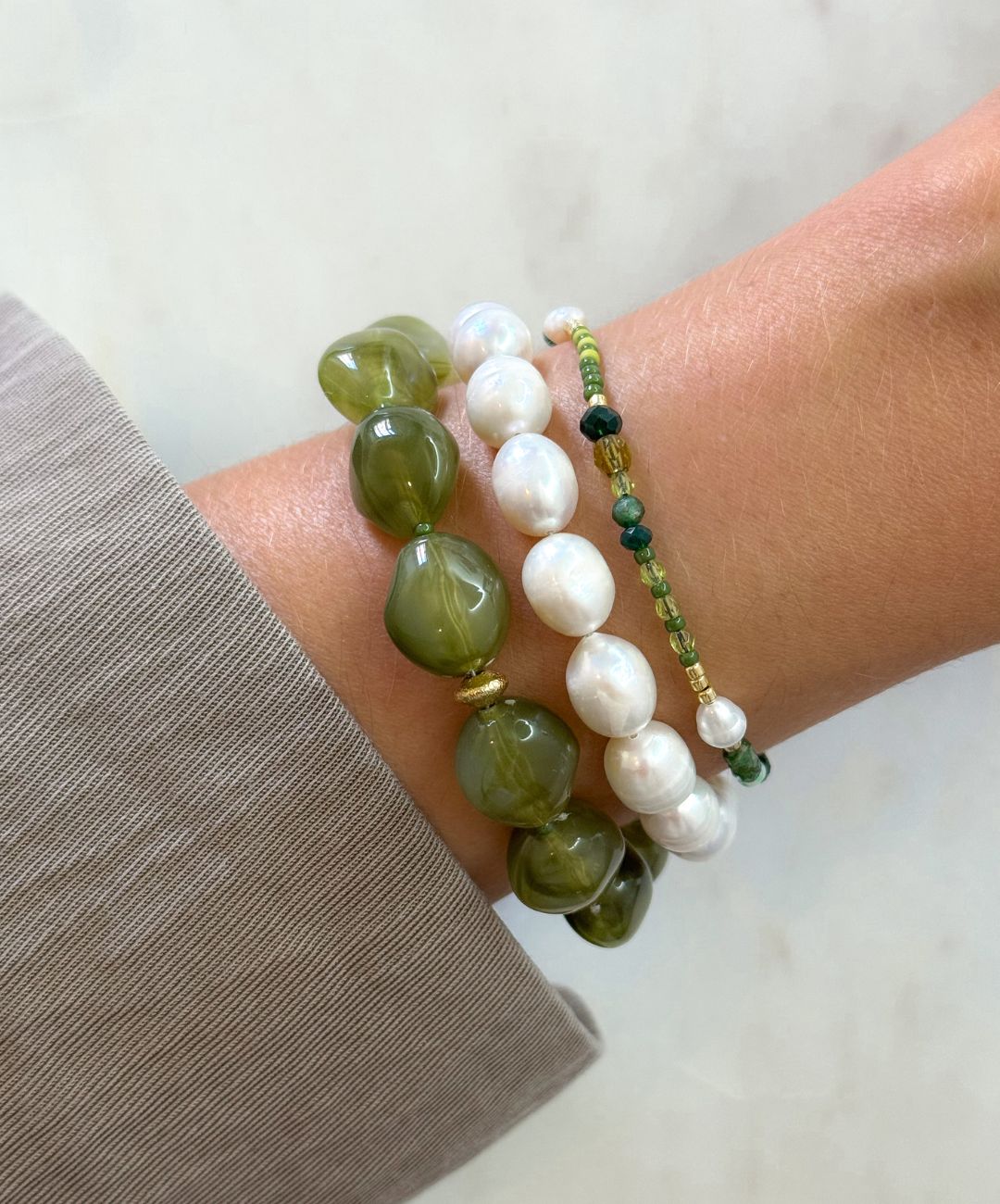 Dames armband groene kralen, Dames armband zoetwaterparels