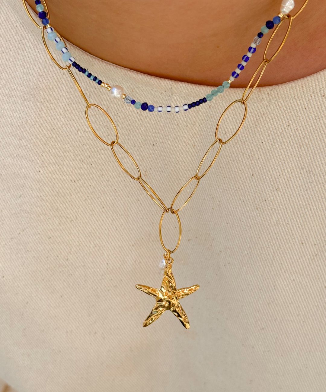 Hula Necklace Blue