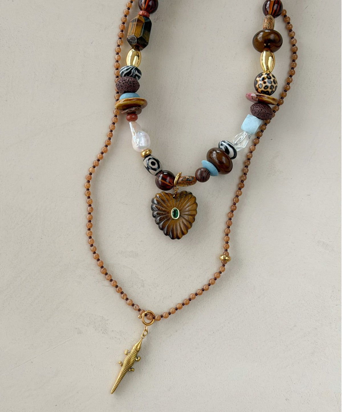 Brown Heart Bedel