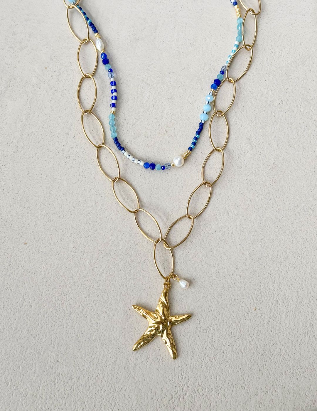 Hula Necklace Blue