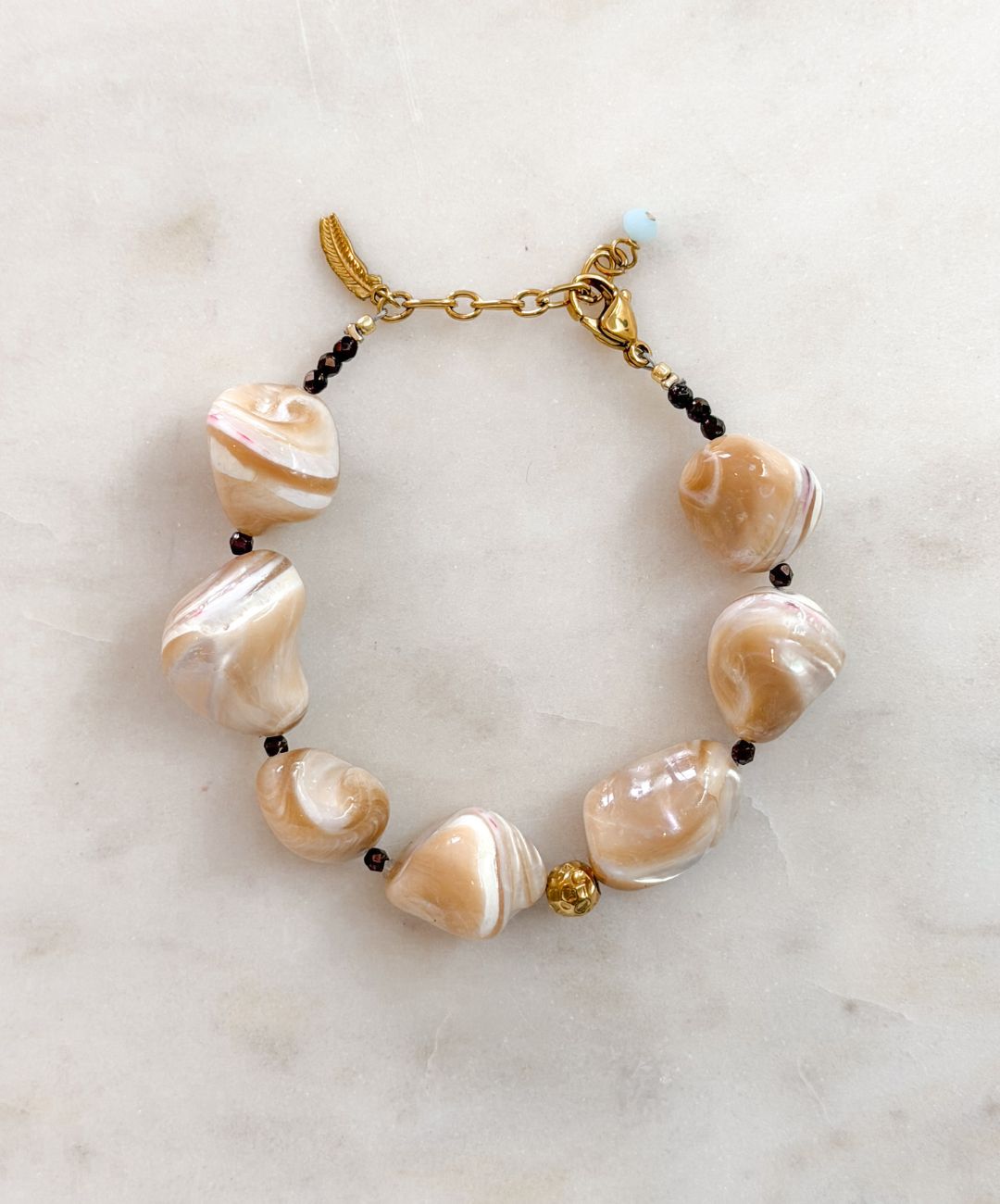 Coastal Glow Armband
